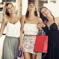 Troc party entre filles spécial été