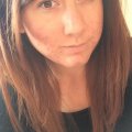 je cherche une amie :)