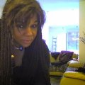 Amie sympa fetarde aimant les ambiances des iles