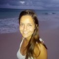 Cherche amie avec sensiblement les mêmes intérêts !