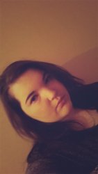 Recherche amie pour discuter, sortir etc...