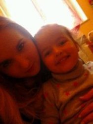 Jeune maman cherche amies deseperement ^^