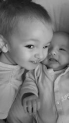 jeune maman. .